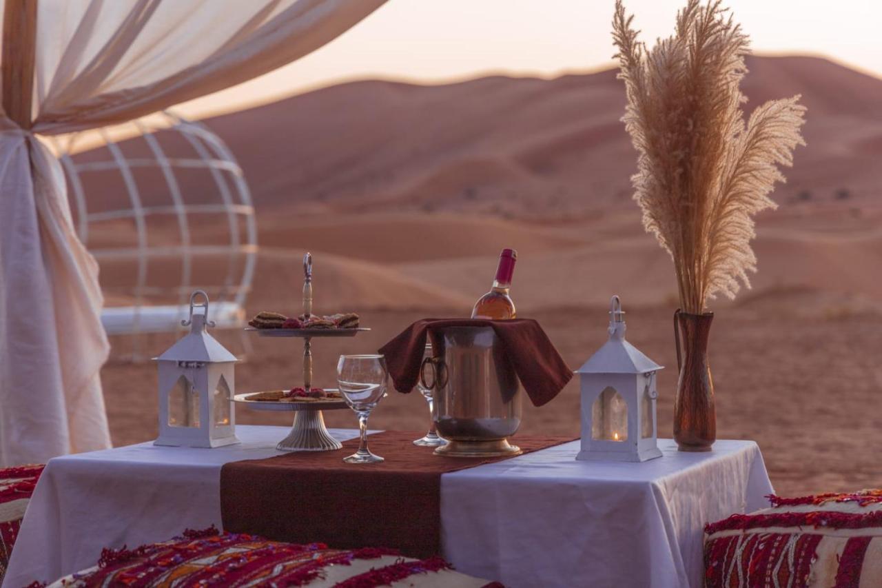 Sahara Dunes Luxury Camp Merzouga Exteriör bild