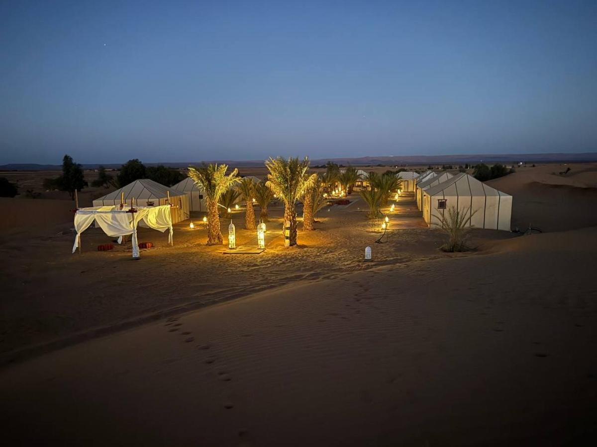 Sahara Dunes Luxury Camp Merzouga Exteriör bild