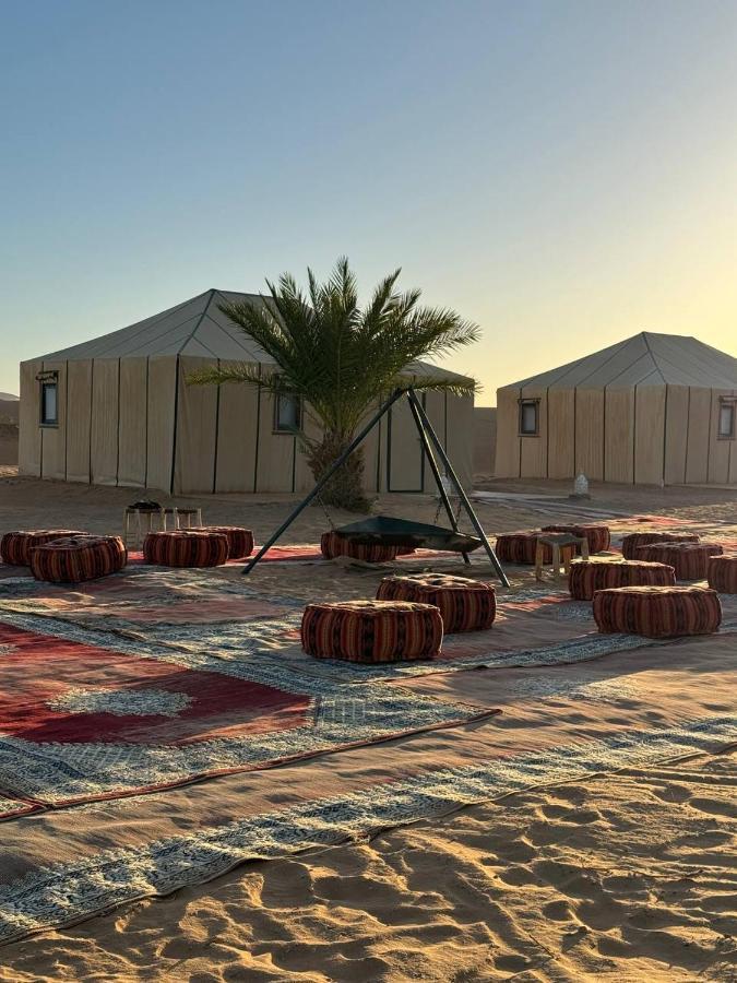 Sahara Dunes Luxury Camp Merzouga Exteriör bild