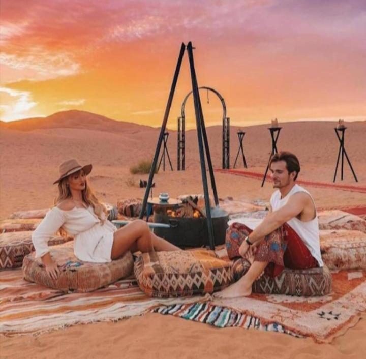 Sahara Dunes Luxury Camp Merzouga Exteriör bild